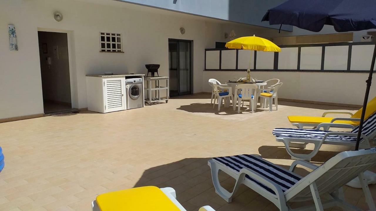 Ferienwohnung T2 Tahiti - Terraco, Familiar, Garagem, Wifi Quarteira Exterior foto